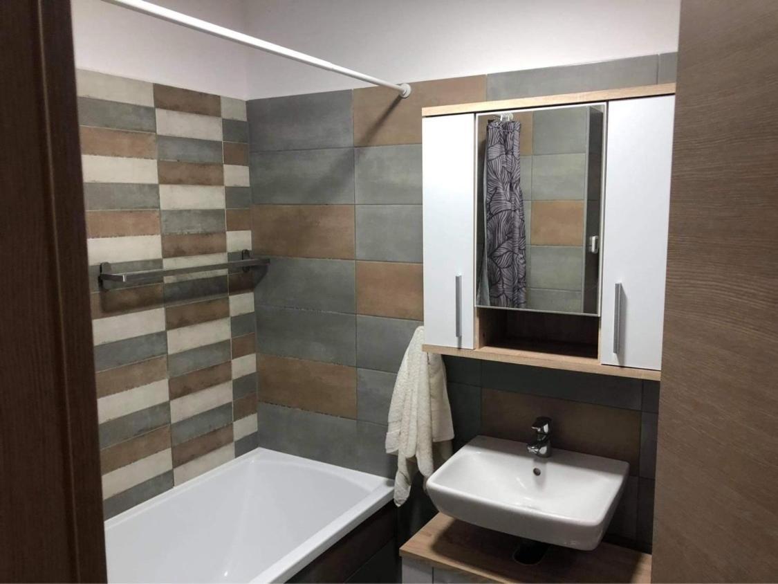 LIDO nappali + 3 háló apartman Balatonlelle Esterno foto